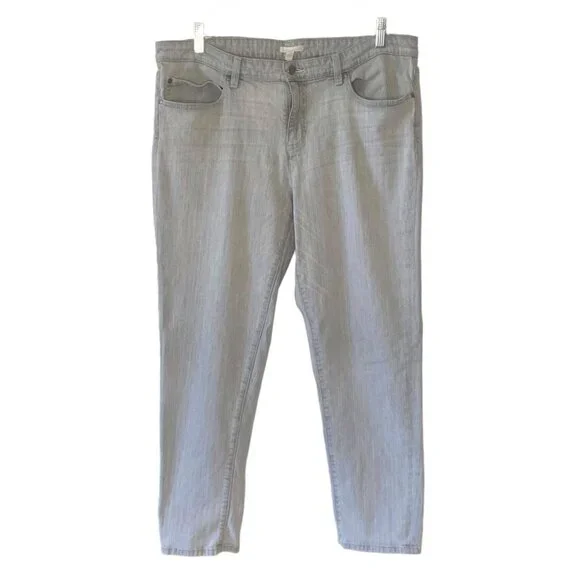 •SOLD•EILEEN FISHER Washed Light Gray Mid-Rise Ankle-Length Tapered Leg Jeans 14 - Picture 2 of 7